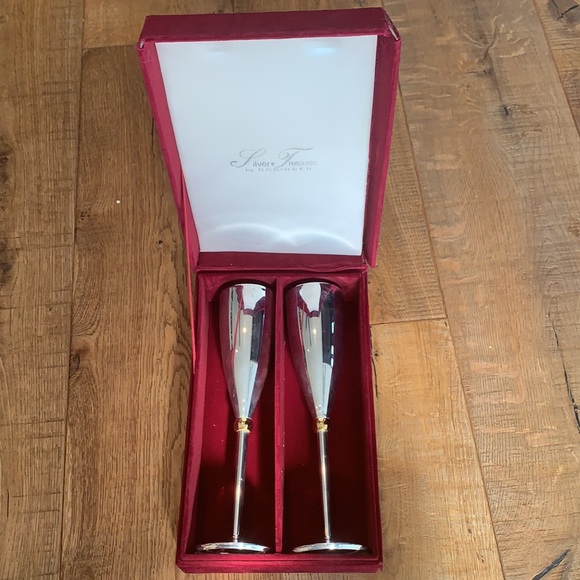 Vintage Pair of Silver Champagne Flutes - Picture 6 of 6